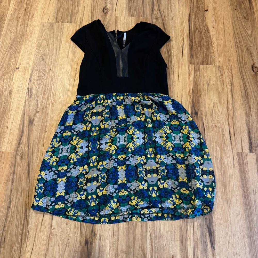 Kensie Black and Blue Floral Mini Dress